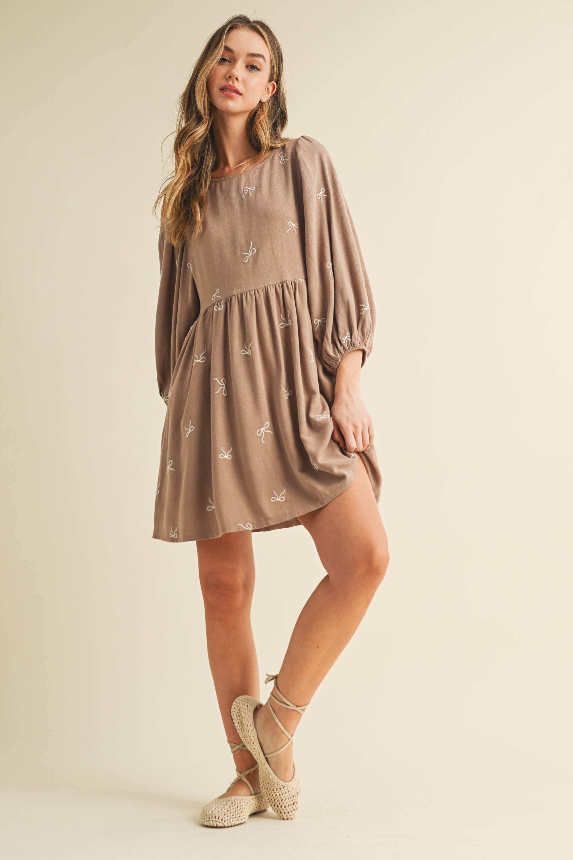 A FLORAL GAUZE PUFF SLEEVES BABYDOLL MINI DRESS