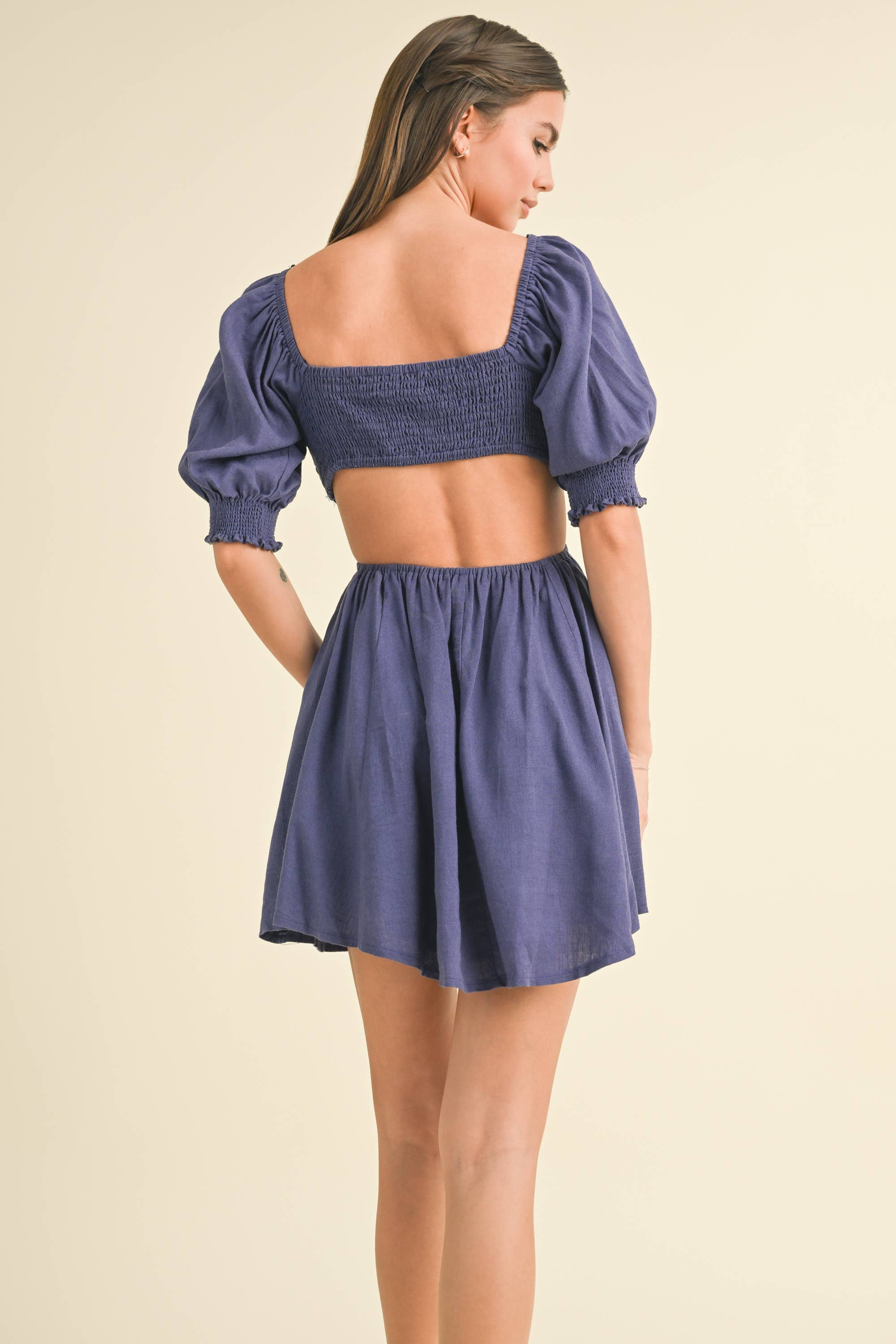 LINEN PUFF SLEEVE DRESS WITH BACK SMOCKING AND CUTOUT