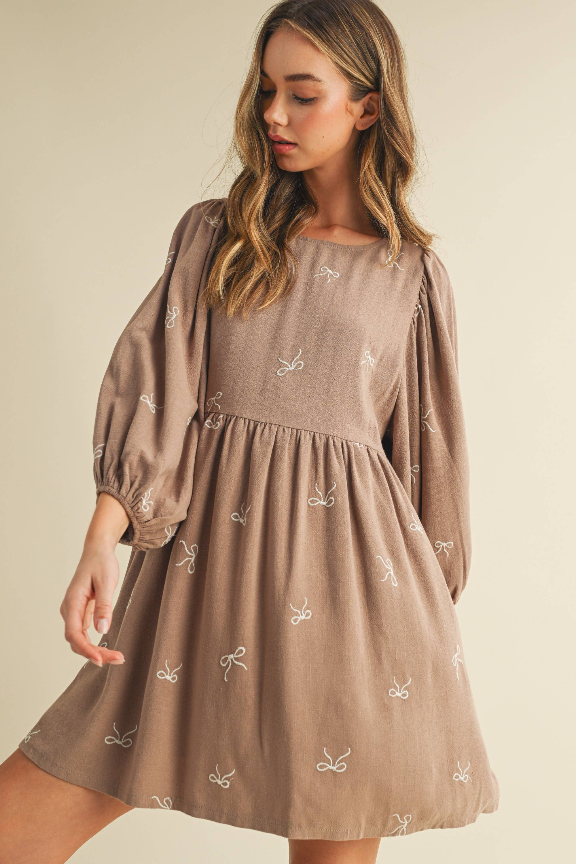 A FLORAL GAUZE PUFF SLEEVES BABYDOLL MINI DRESS